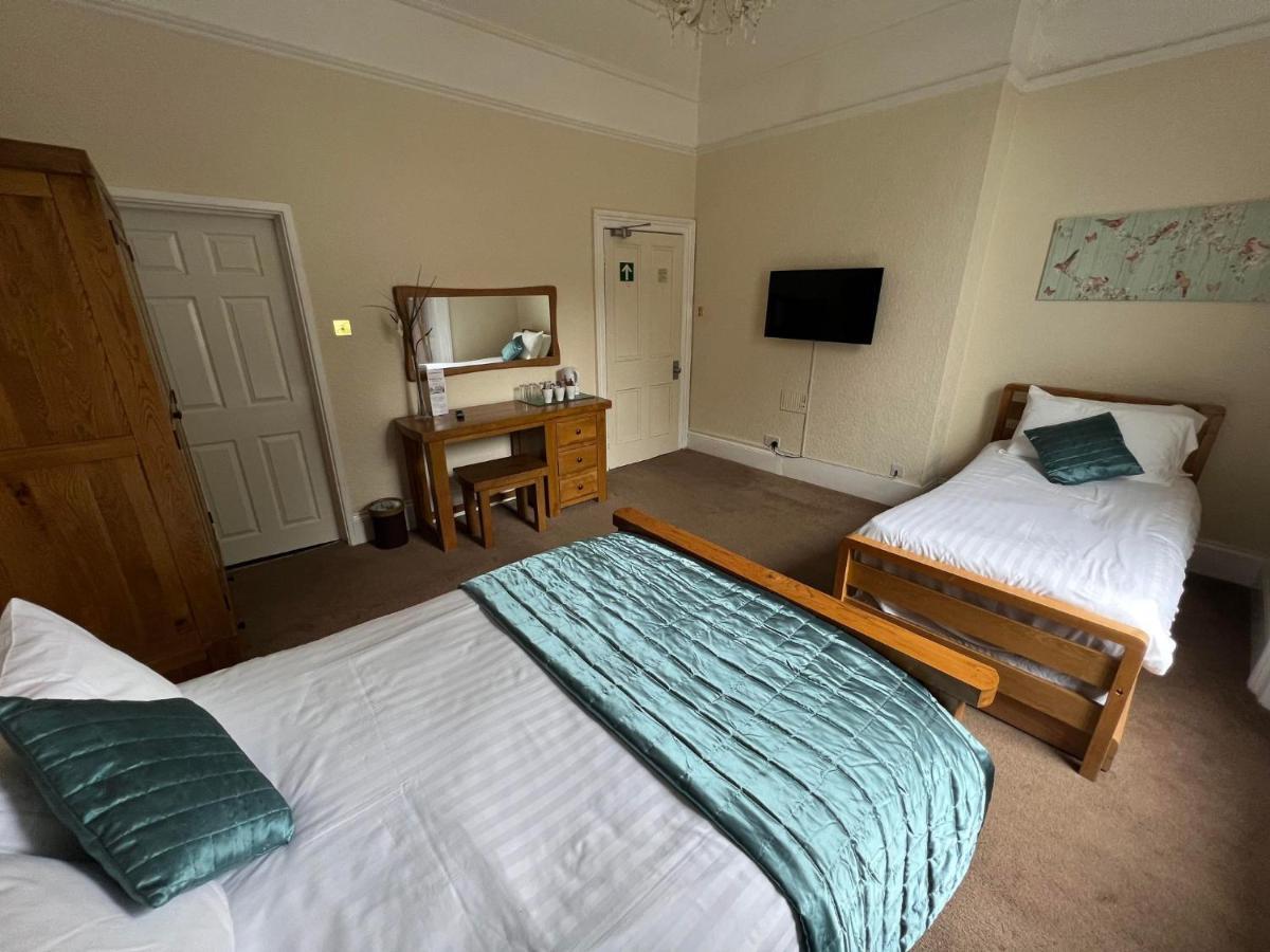 Broughton Craggs Hotel Cockermouth Bagian luar foto